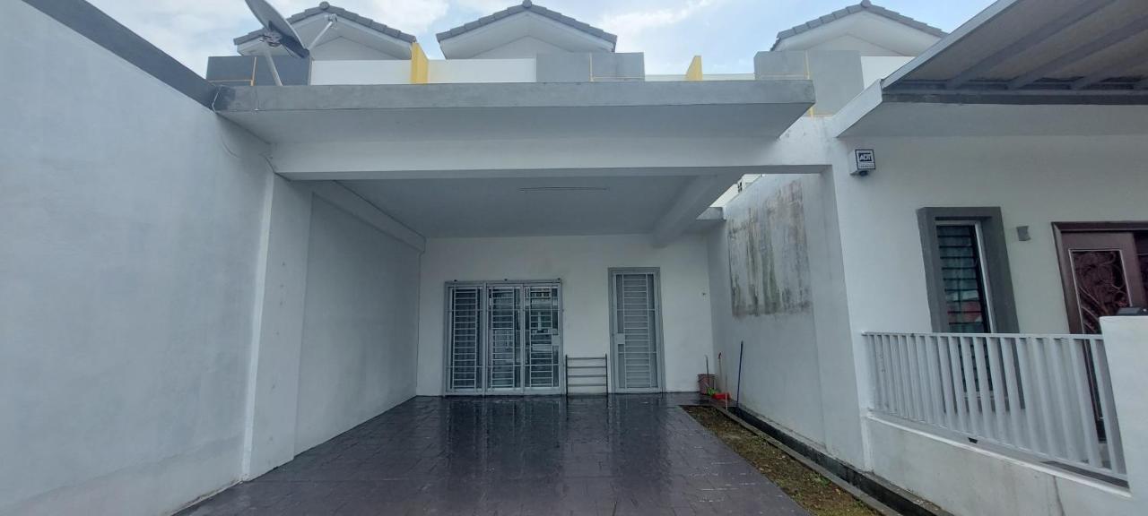 Apartment Hud Hud Bandar Puncak Alam